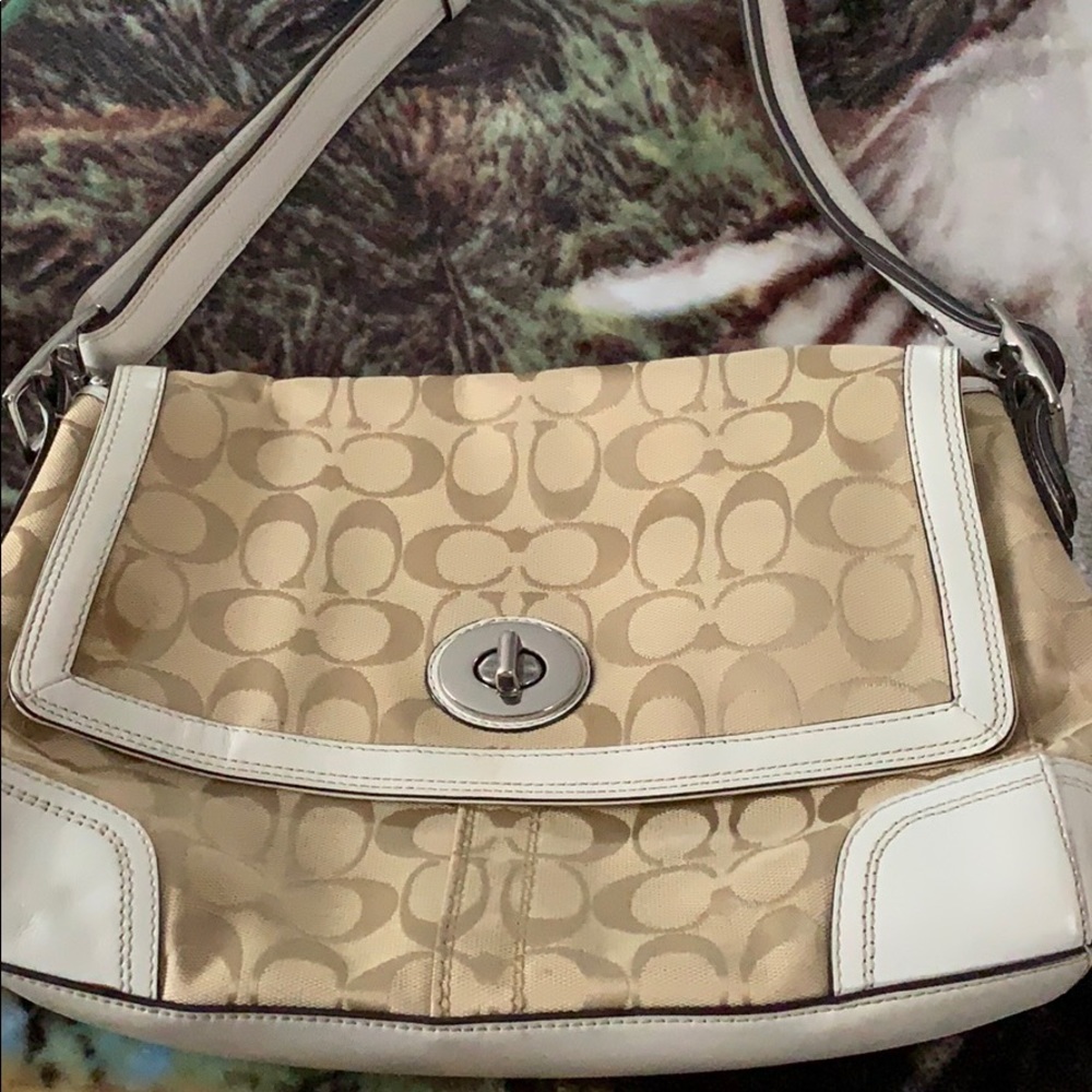 Coach purse (authentic)